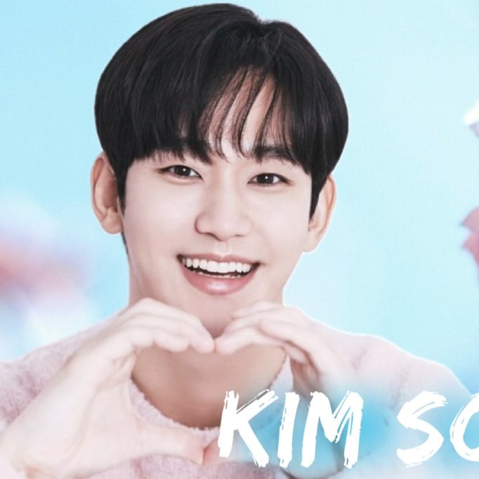 Momen yang diabadikan oleh penggemar Kim Soohyun