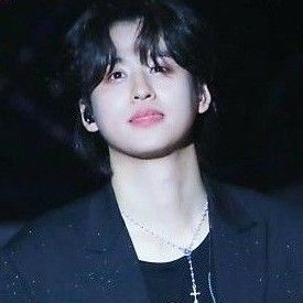 Behind-the-scenes cut of Lee Solomon