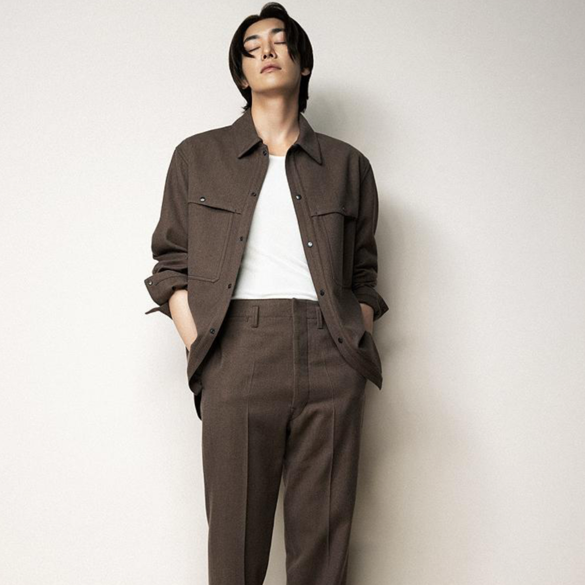 Behind-the-scenes cut of Kim Youngkwang