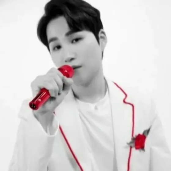 김희재의 최신 사진