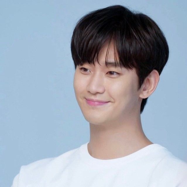 Cuplikan di balik layar dari Kim Soohyun