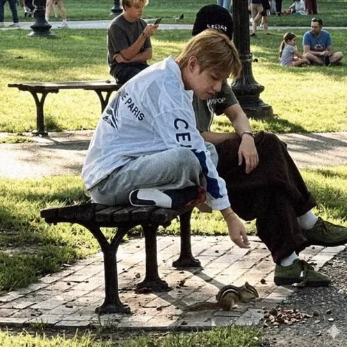 A moment captured by a fan of Kim Taehyung (V)