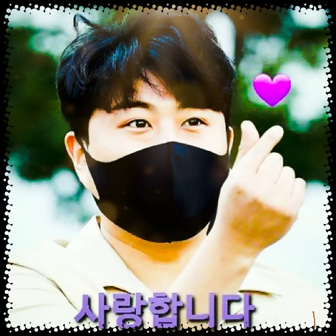 A moment captured by a fan of Kim Hojoong