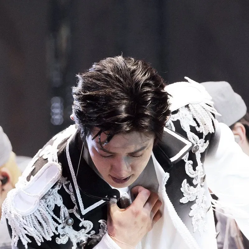 A moment captured by a fan of Chanyeol