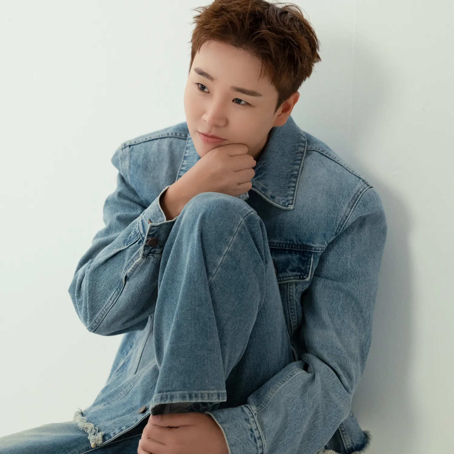 Recent activity shot of Song Minjun