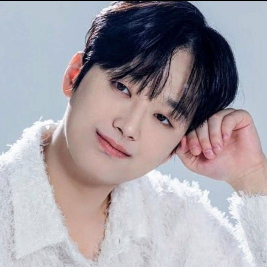 이찬원의 최신 사진