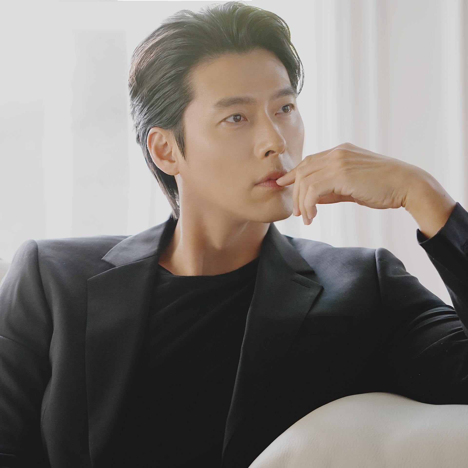 Foto terbaru dari Hyun Bin