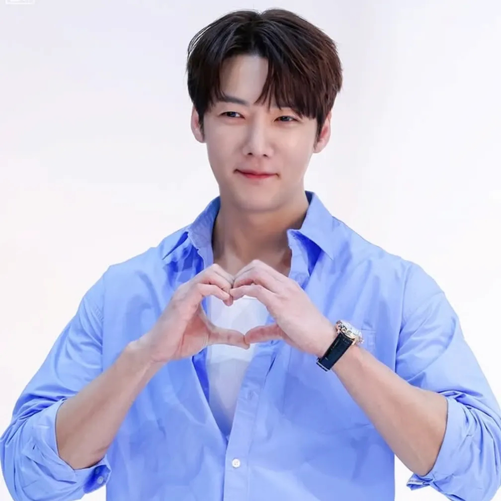 Latest photo of Choi Jinhyuk