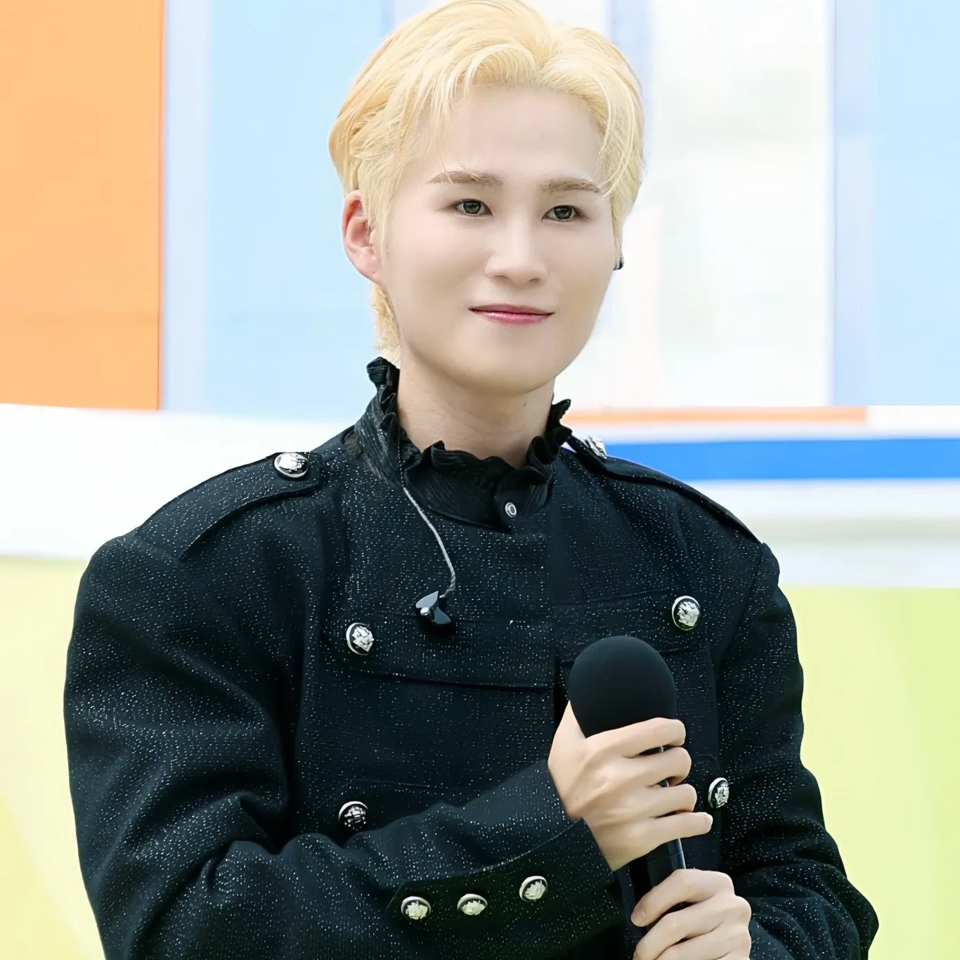 김희재의 비하인드 컷