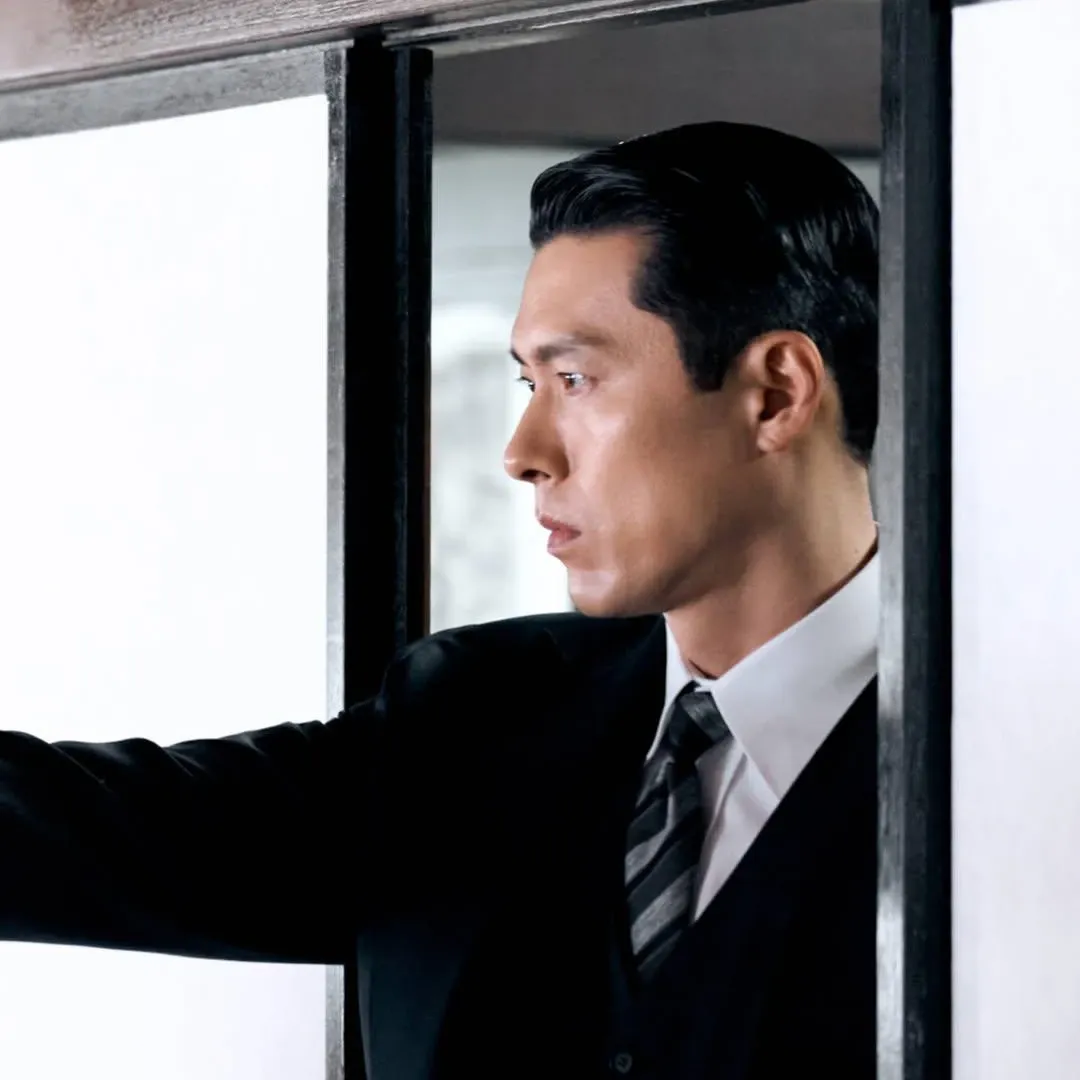 Foto kegiatan terbaru dari Hyun Bin