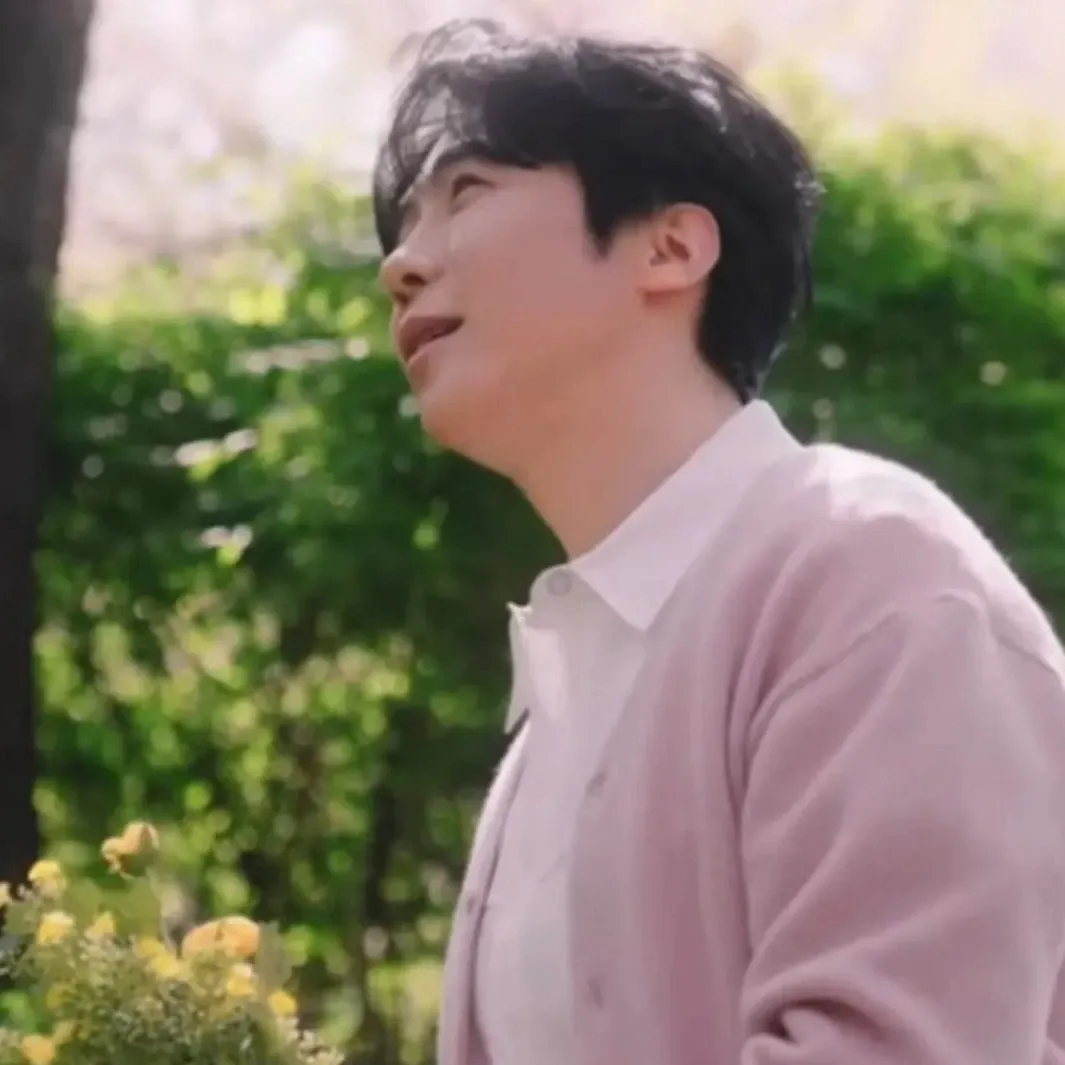 Behind-the-scenes cut of Enoch