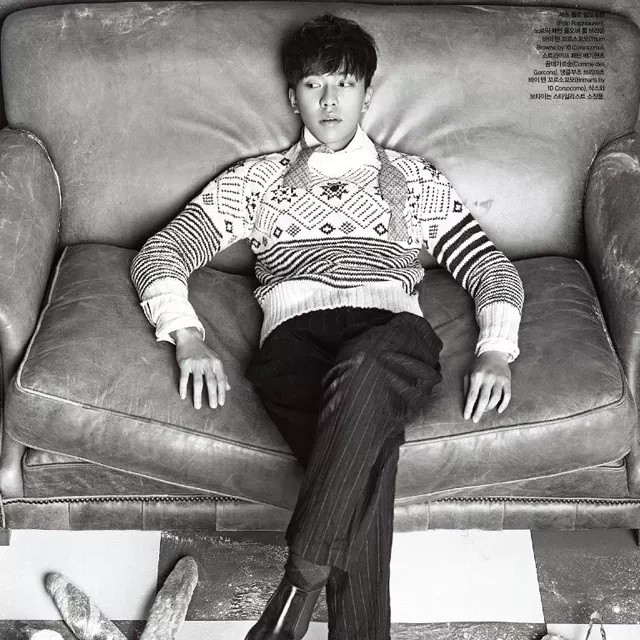 Latest photo of Lee Seunggi