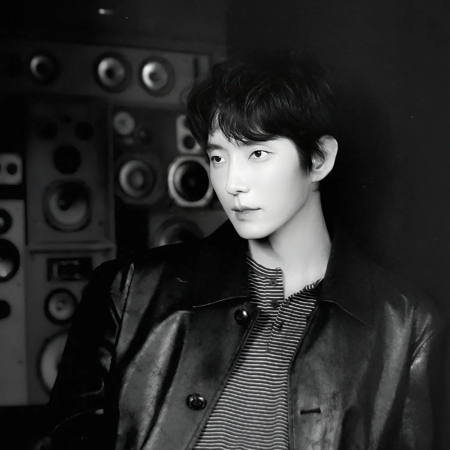 Behind-the-scenes cut of Lee Joongi