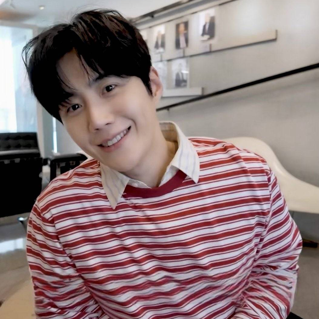 Foto terbaru dari Kim Seonho