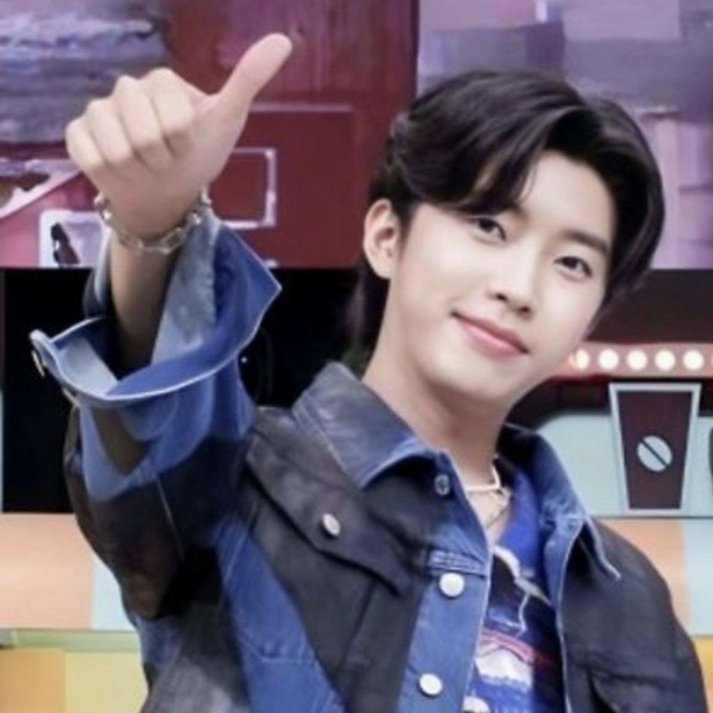 Foto kegiatan terbaru dari Lim Youngwoong