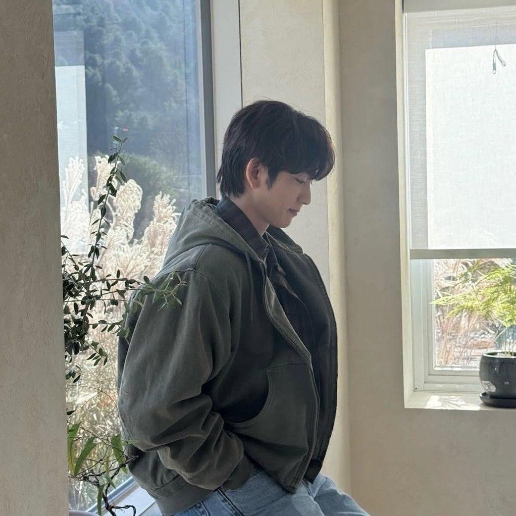 粉丝拍下的朴珍荣瞬间