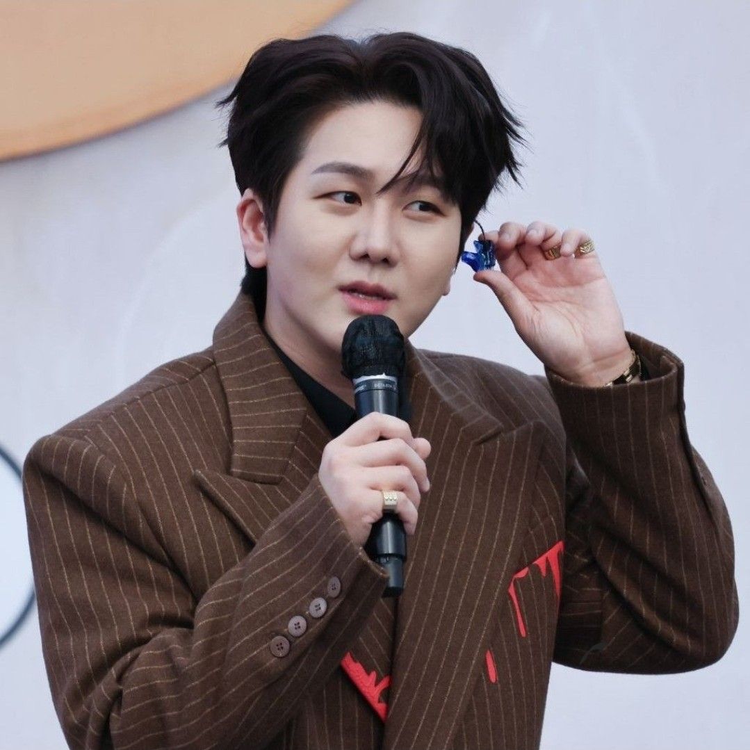 Behind-the-scenes cut of Kim Soochan