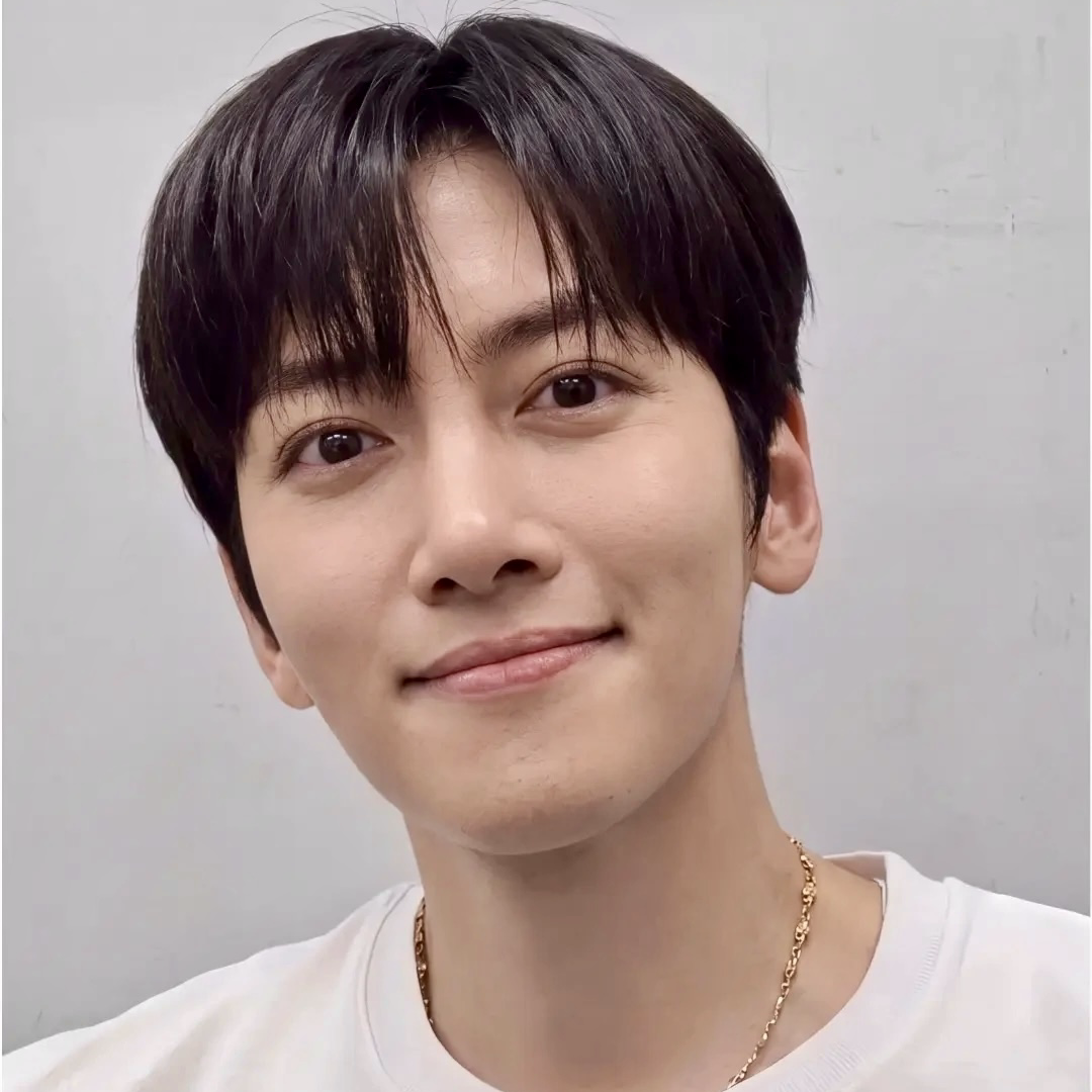 A moment captured by a fan of Ji Changwook
