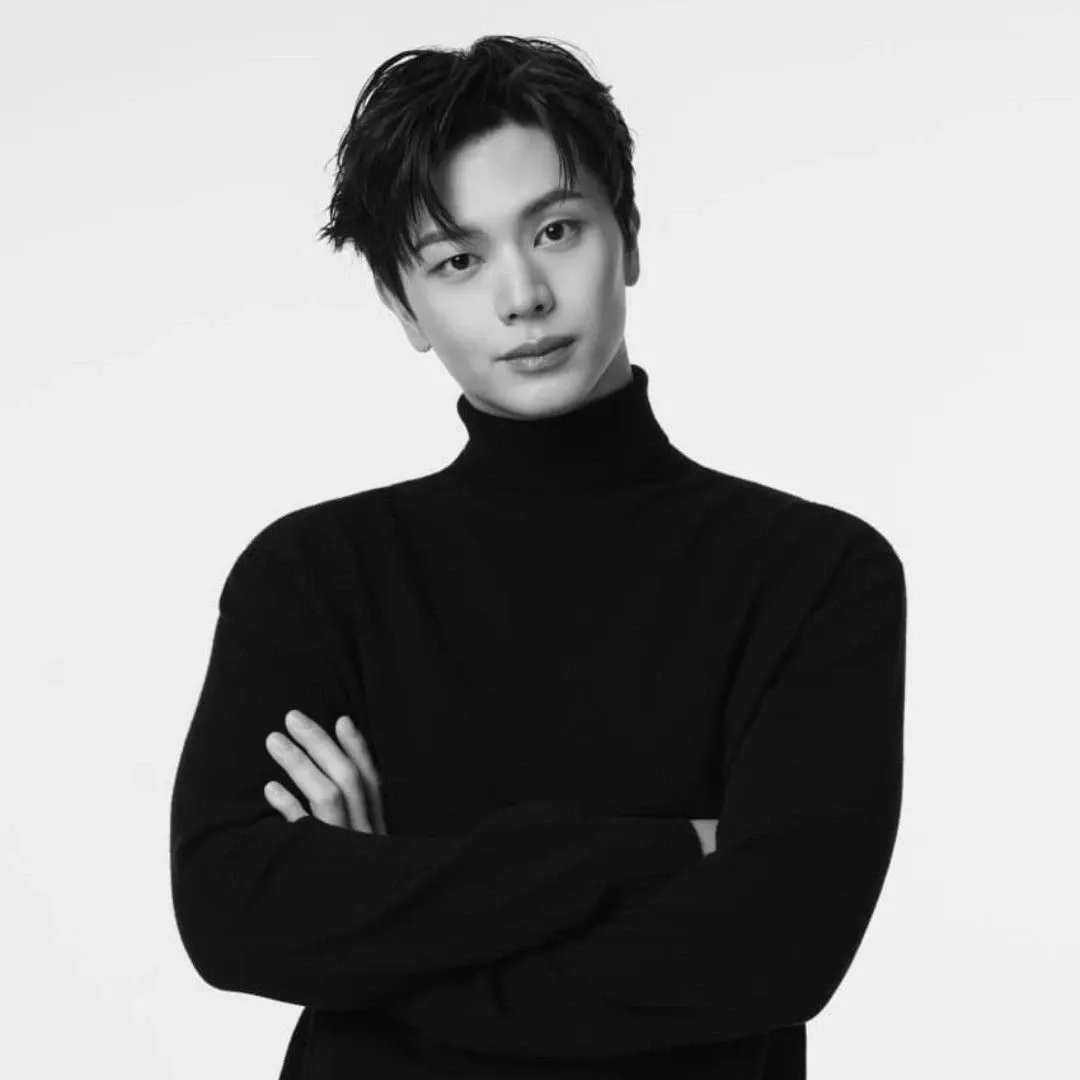 Latest photo of Yook Sungjae