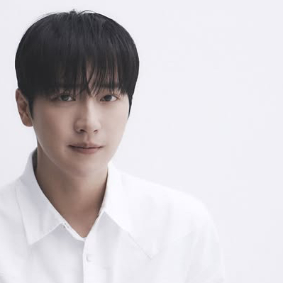 Latest photo of Lee Sangyeob