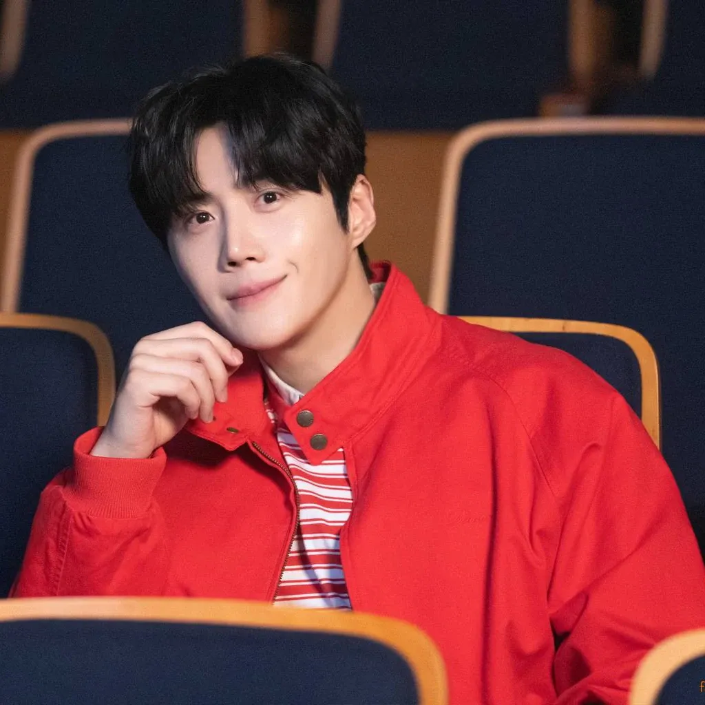 Recent activity shot of Kim Seonho