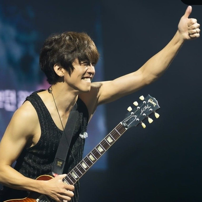 Latest photo of Lee Seungyoon