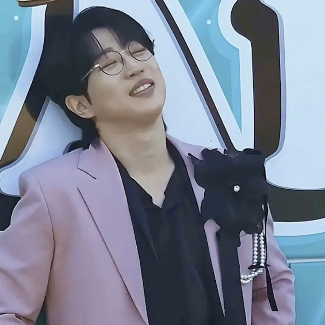 Recent activity shot of An Sunghoon