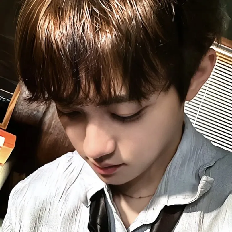 도경수 (디오)의 비하인드 컷