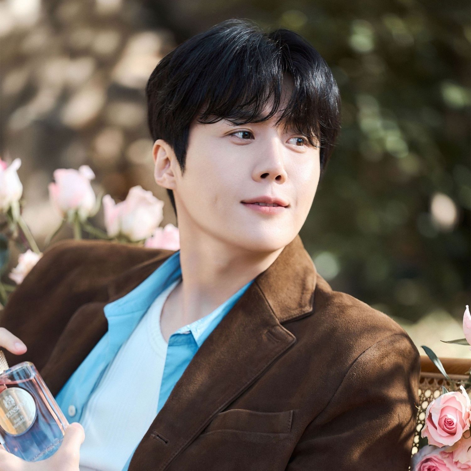 Recent activity shot of Kim Seonho