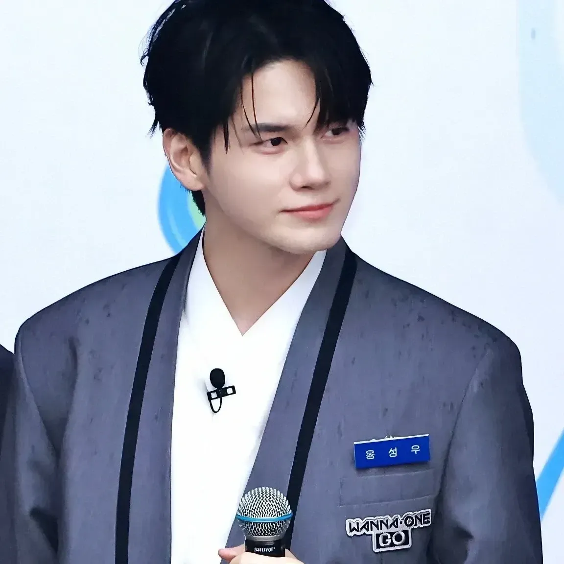 邕圣祐的最新照片