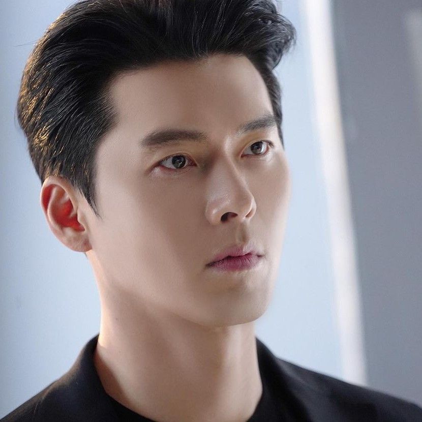 Cuplikan di balik layar dari Hyun Bin