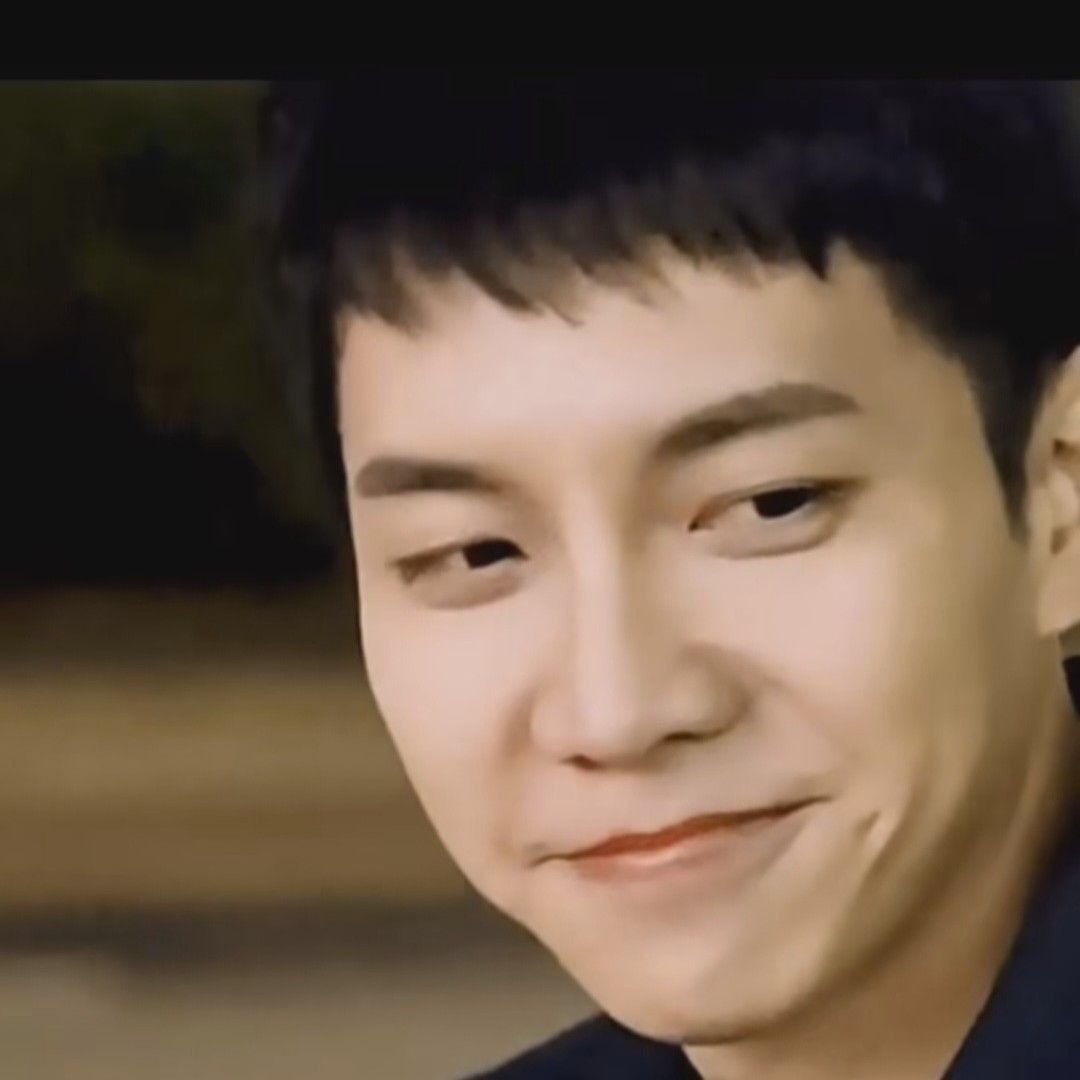 イ・スンギの最新写真