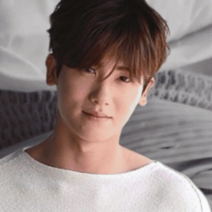 Latest photo of Park Hyungsik