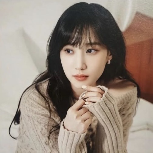 A moment captured by a fan of Park Eunbin