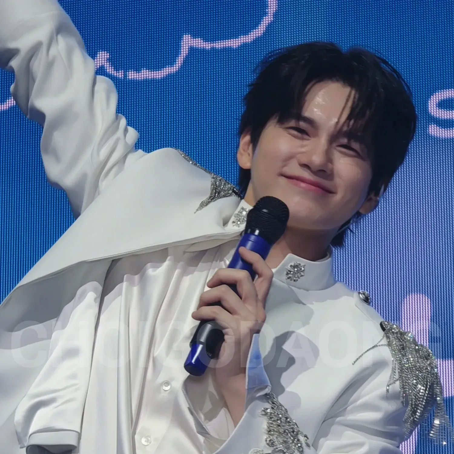 Behind-the-scenes cut of Ong Seongwu