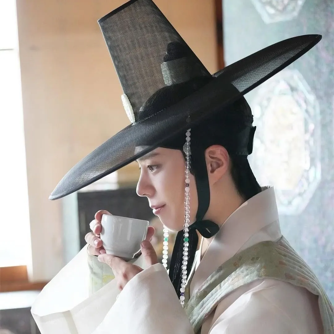 Latest photo of Park Bogum