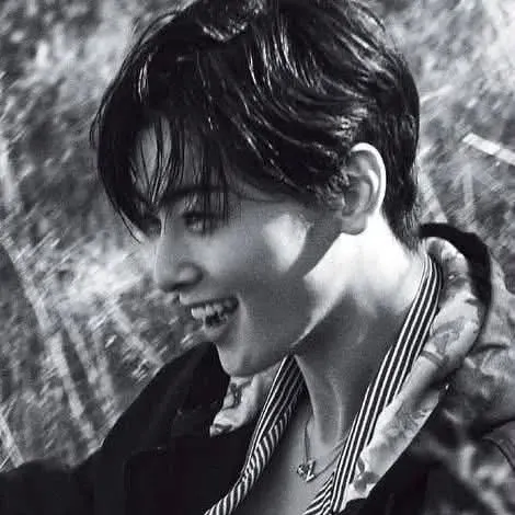 Recent activity shot of Cha Eunwoo