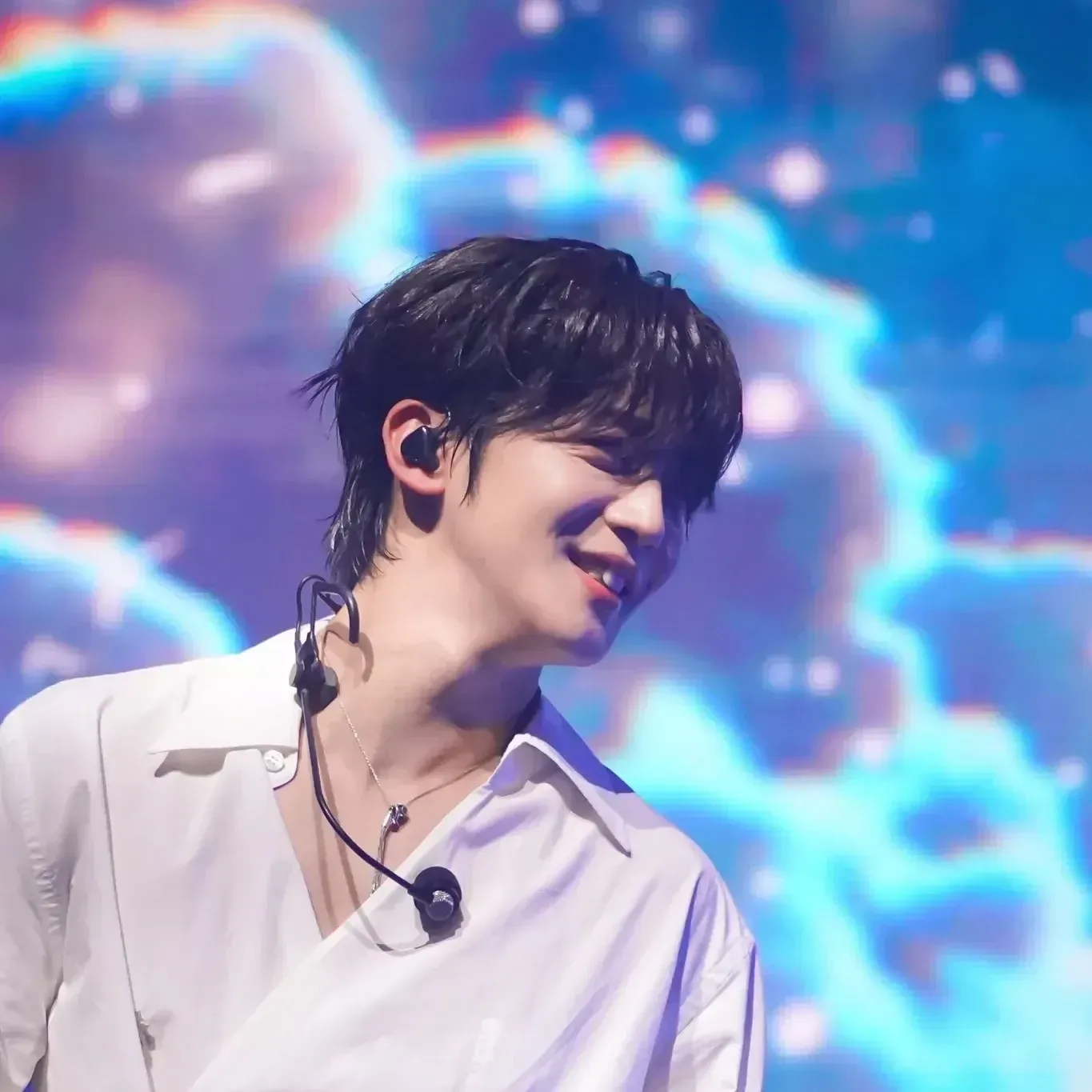 Behind-the-scenes cut of Kim Yohan