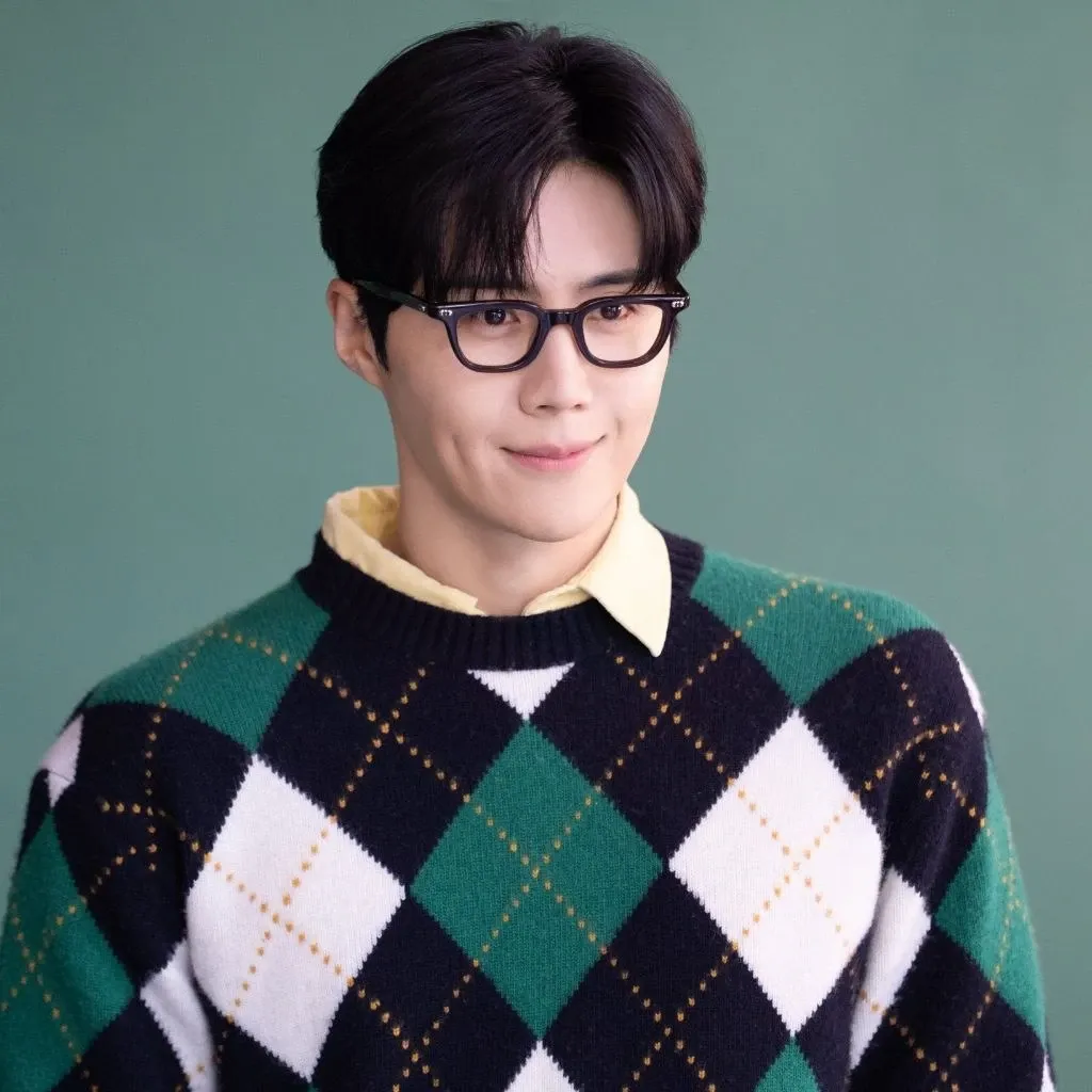 Latest photo of Kim Seonho