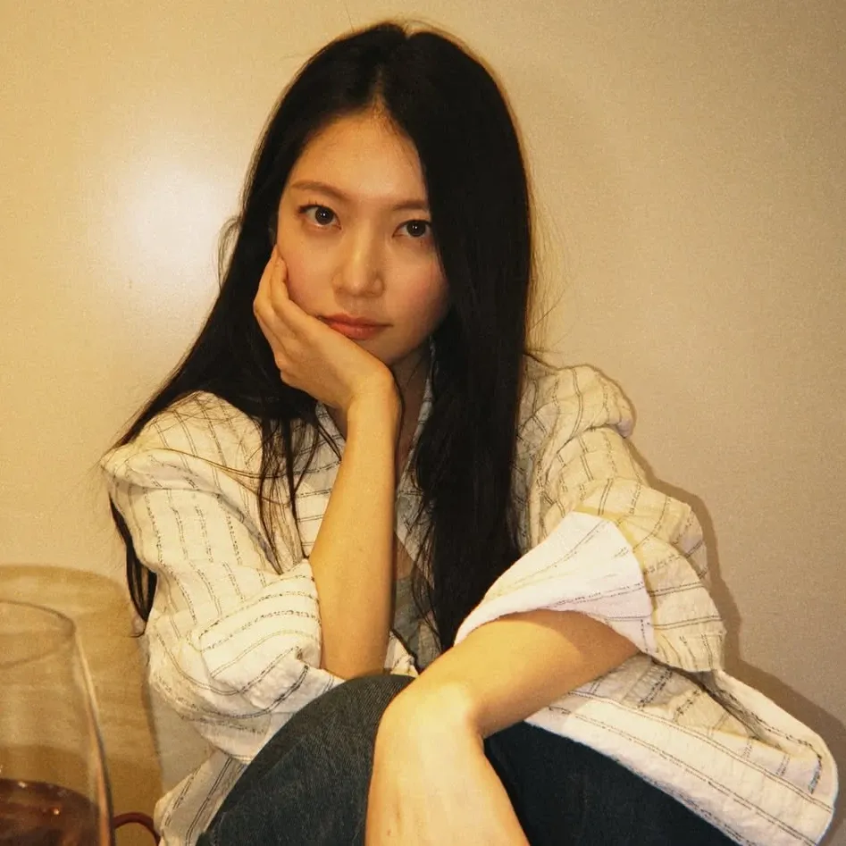 Behind-the-scenes cut of Gong Seungyeon