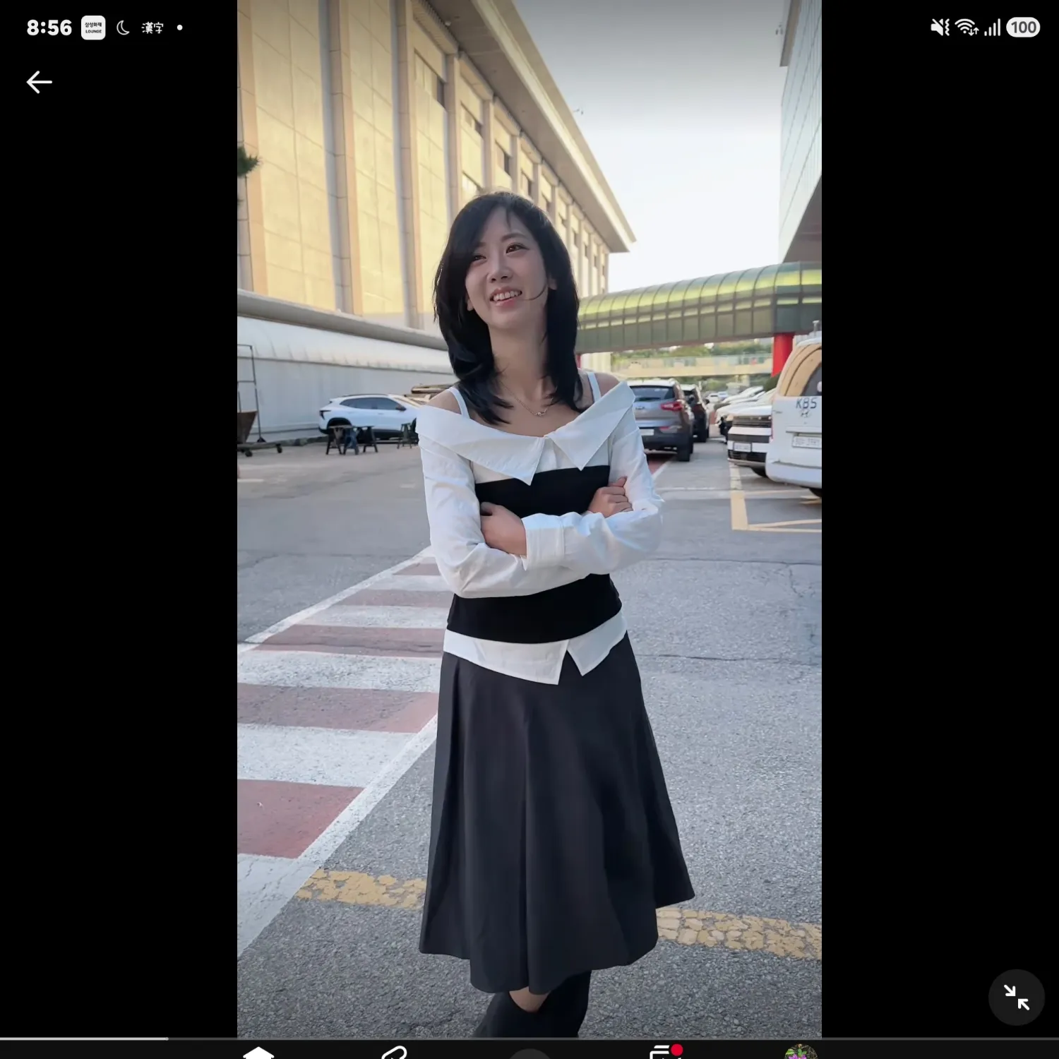 Behind-the-scenes cut of Kang Hyeyeon