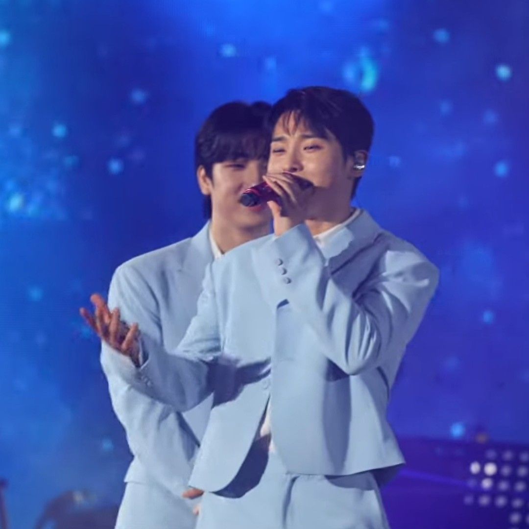 Behind-the-scenes cut of Seong Ri