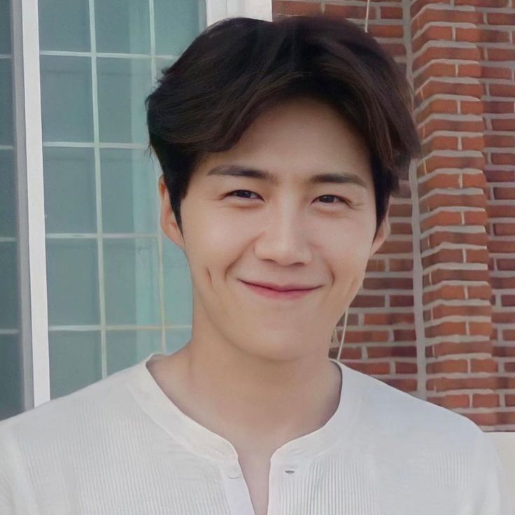 Recent activity shot of Kim Seonho