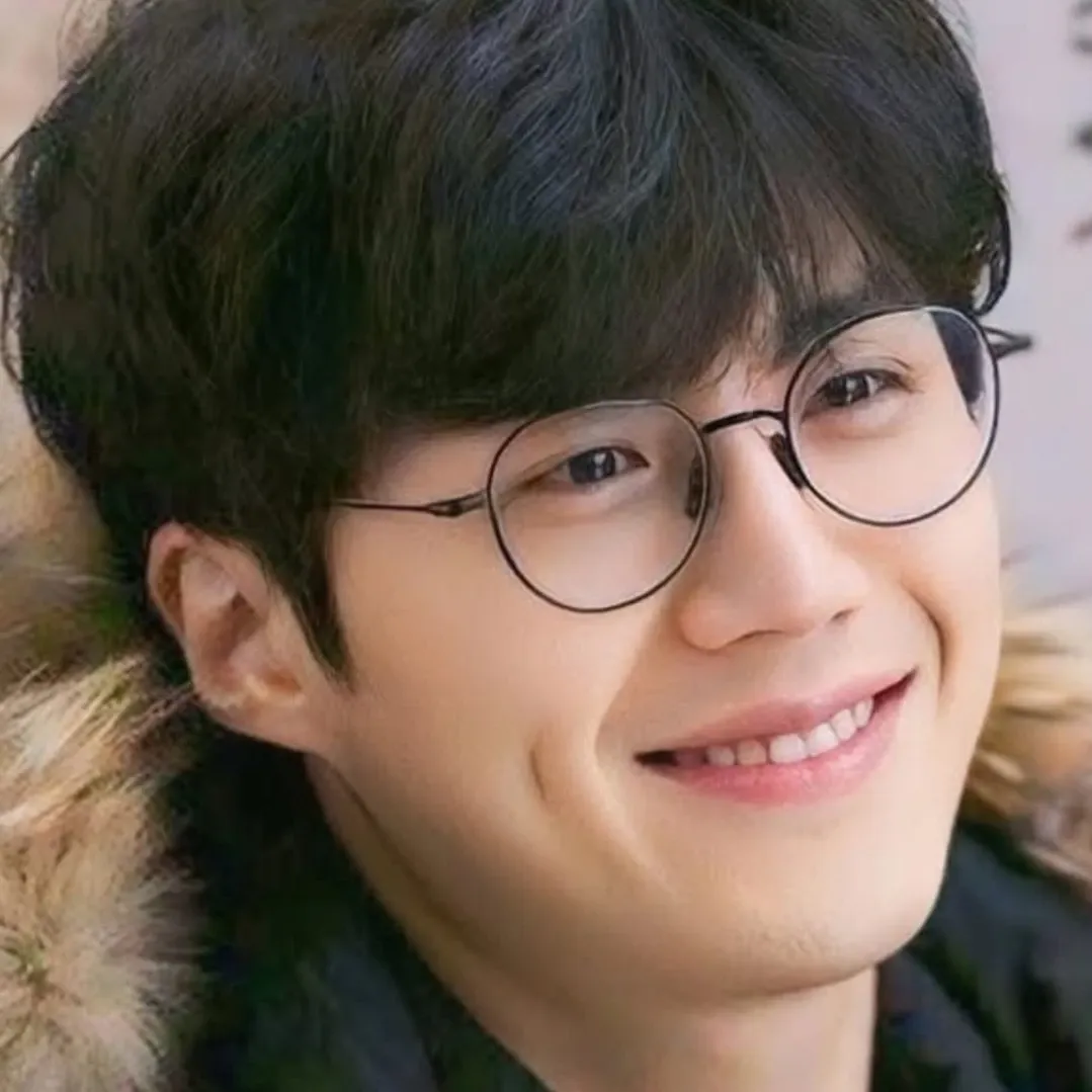 Cuplikan di balik layar dari Kim Seonho