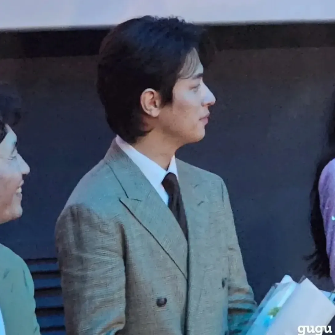 Recent activity shot of Park Jeongmin
