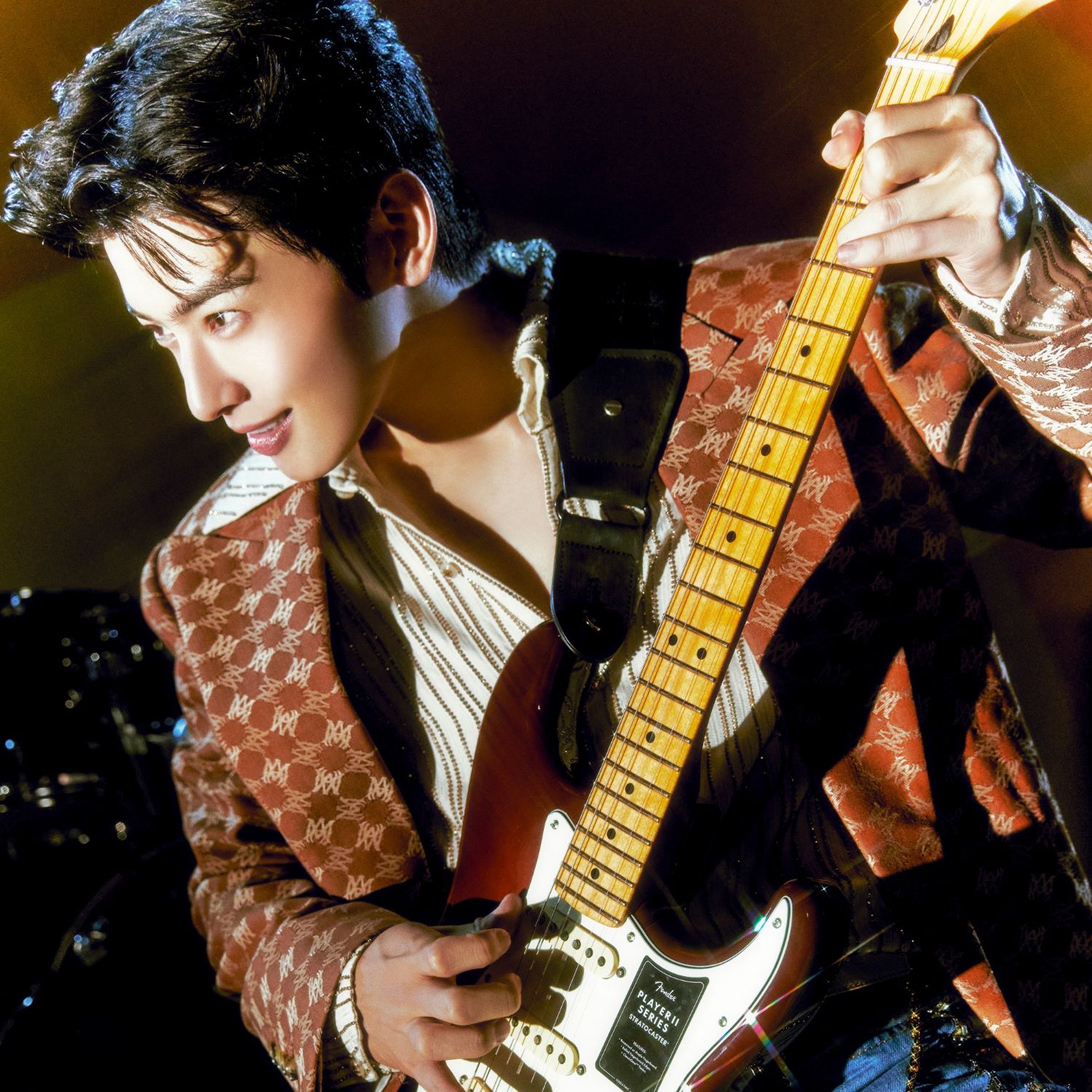 Behind-the-scenes cut of Cha Eunwoo