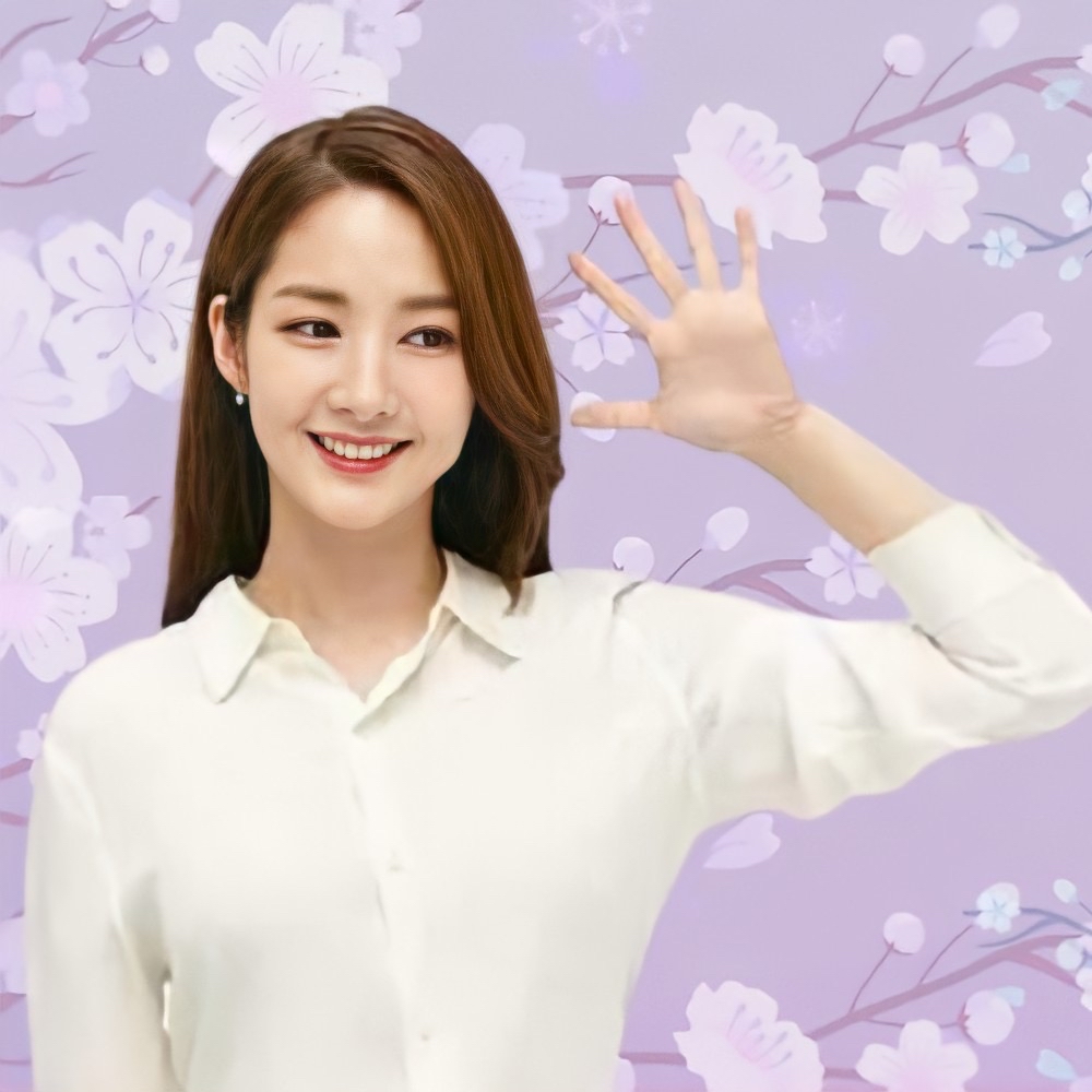Recent activity shot of Park Minyoung
