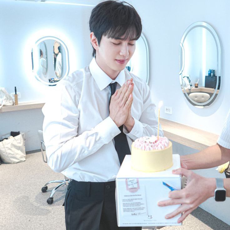 Behind-the-scenes cut of Yoo Seungho