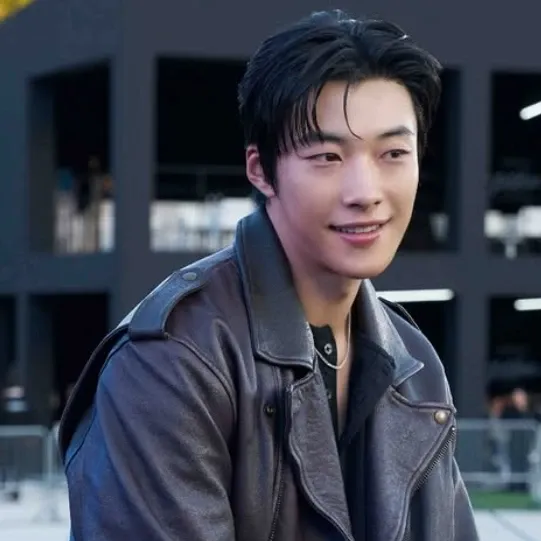 Recent activity shot of Woo Dohwan