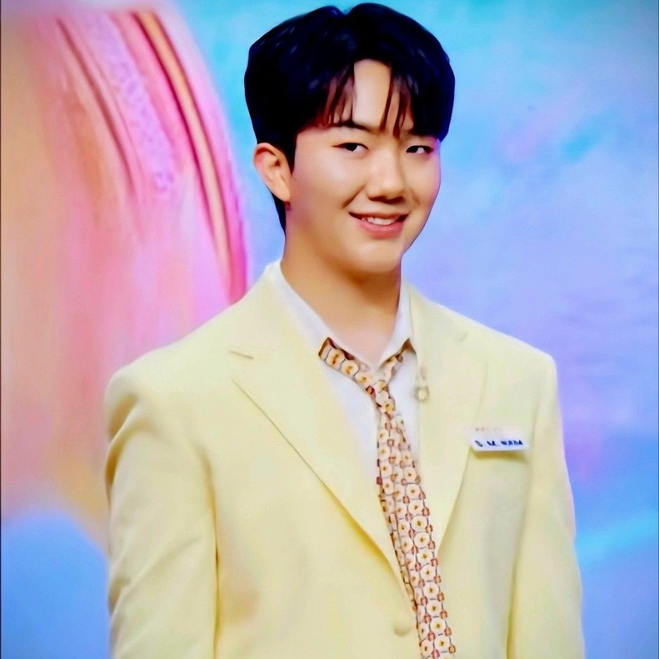 A moment captured by a fan of Nam Seungmin